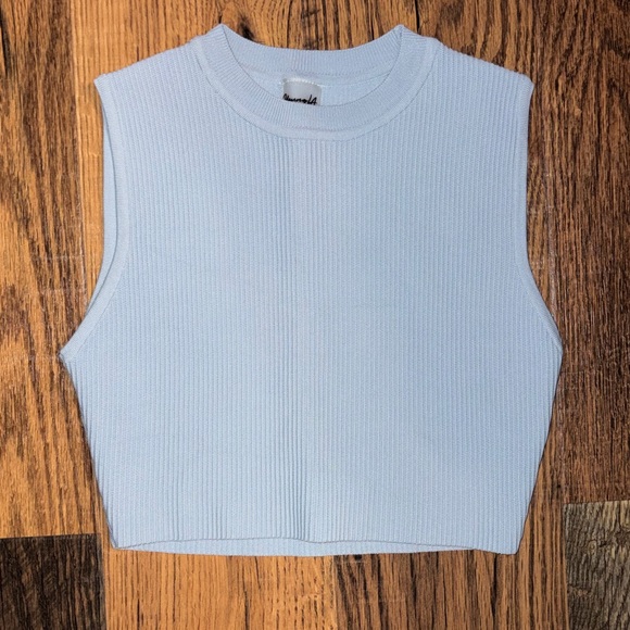 YoungLA Tops - YoungLA Ribbed Crop Top